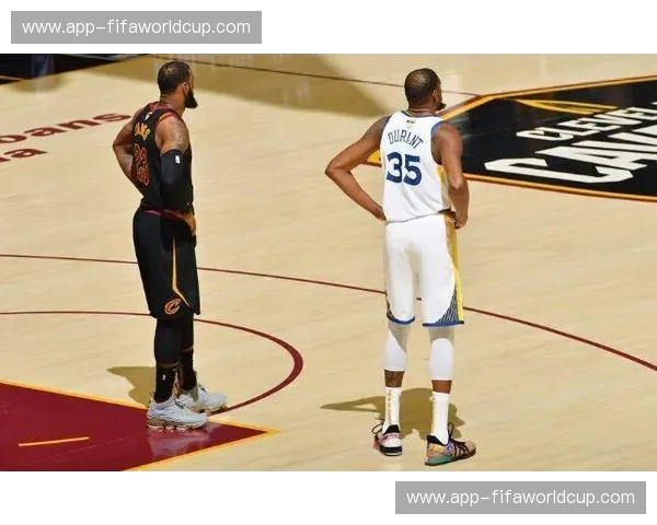 重回“勒布朗多”巅峰岁月:NBA录像骑士vs猛龙经典对决全解析 重回“勒布朗多”巅峰岁月:NBA录像骑士vs猛龙经典对决全解析